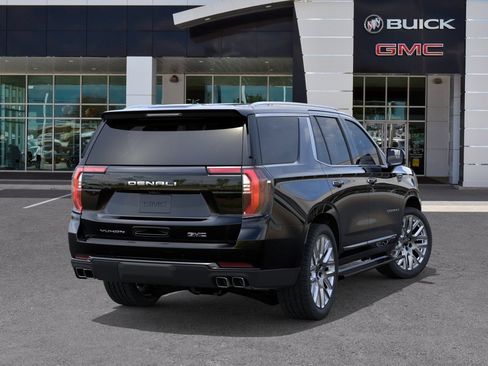 New 2026 GMC Yukon Denali Ultimate AWD/4WD image 4