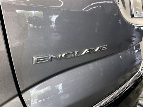 Used 2023 Buick Enclave Essence w/ Sport Touring Edition FWD image 30