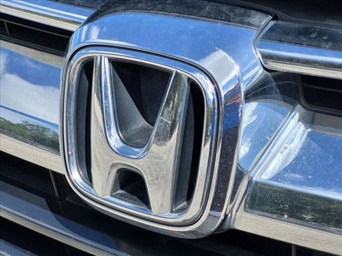Used 2018 Honda CR-V LX image 9