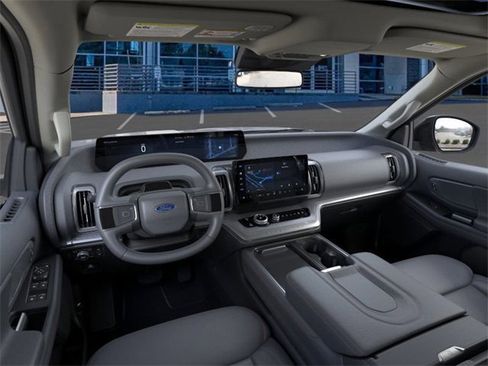 New 2025 Ford Expedition Max Active image 9