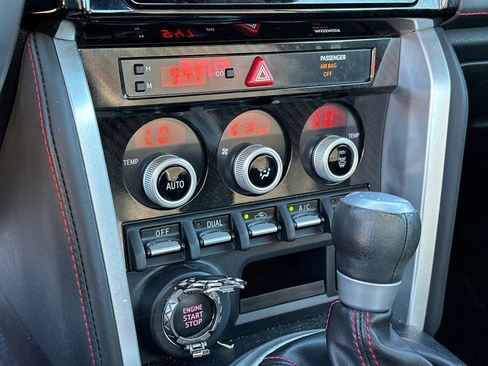 Used 2017 Subaru BRZ Limited image 27