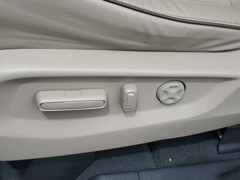 Used 2023 Honda Odyssey Elite image 22
