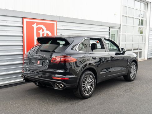 Used 2015 Porsche Cayenne S AWD/4WD image 44