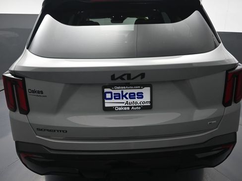 Certified 2026 Kia Sorento SX AWD/4WD image 36