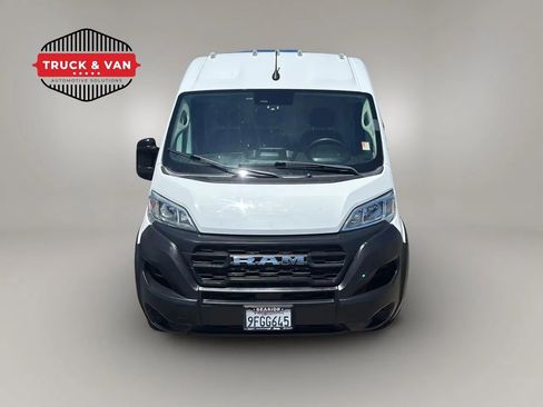 Used 2023 RAM ProMaster 3500 FWD image 2