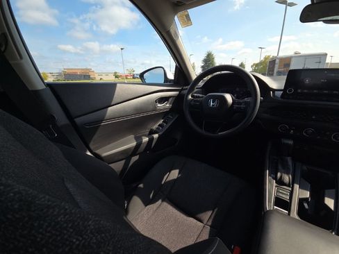 Used 2023 Honda Accord LX image 20