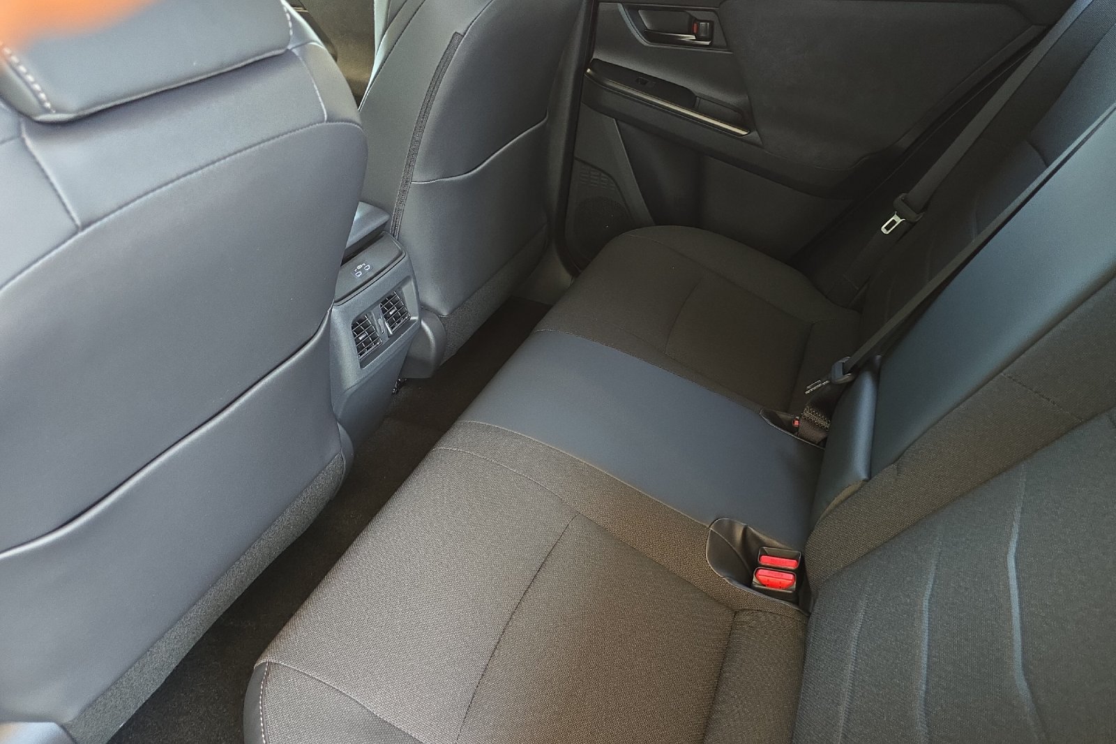 New 2026 Toyota C-HR AWD/4WD image 10