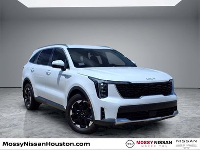Used 2025 Kia Sorento S