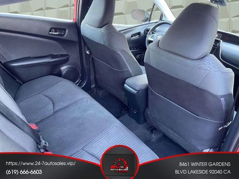 Used 2017 Toyota Prius Two image 21