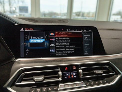 Used 2022 BMW X5 xDrive40i w/ Premium Package image 30