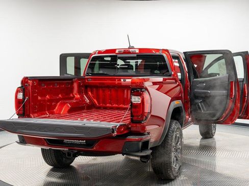 New 2024 GMC Canyon Elevation w/ Elevation Premium Package image 12