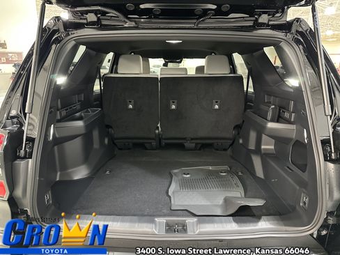 New 2026 Toyota 4Runner SR5 image 12