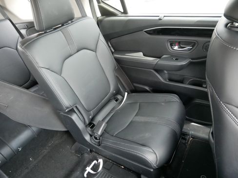 Used 2023 Honda Pilot EX-L image 14