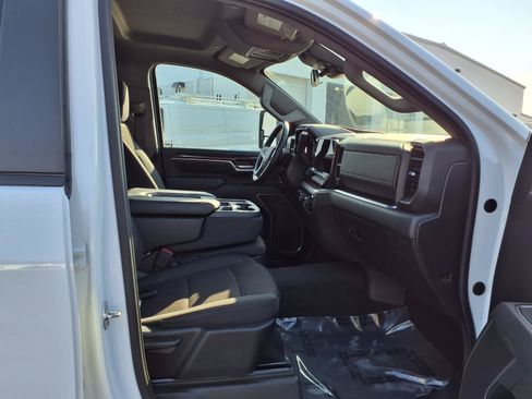 Used 2025 Chevrolet Silverado 2500 LT w/ Convenience Package AWD/4WD image 20