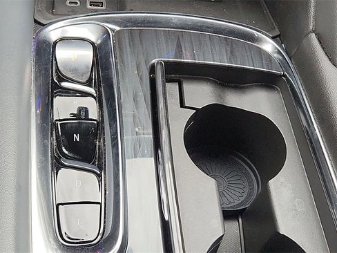 Used 2022 Buick Enclave Essence w/ Experience Buick Package image 24