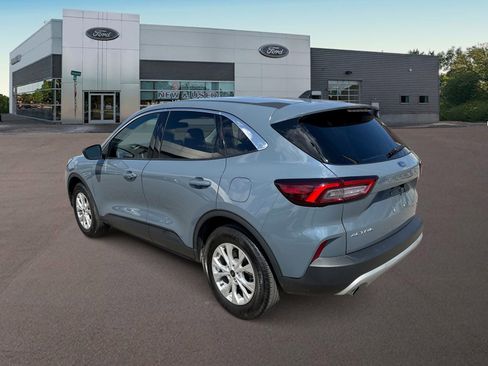 Used 2023 Ford Escape Active image 8
