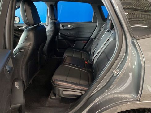 Used 2023 Ford Escape ST-Line image 13