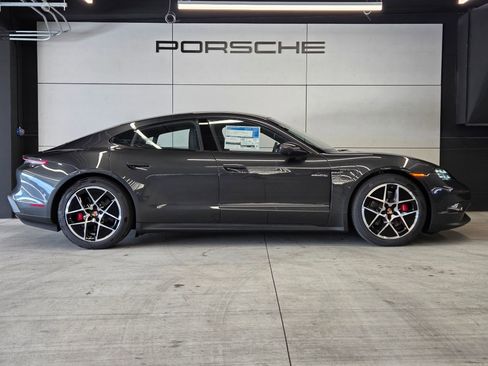 New 2026 Porsche Taycan 4S AWD/4WD image 28