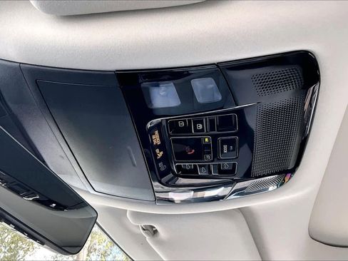 Used 2024 Lexus RX 350 AWD w/ Convenience Package image 32