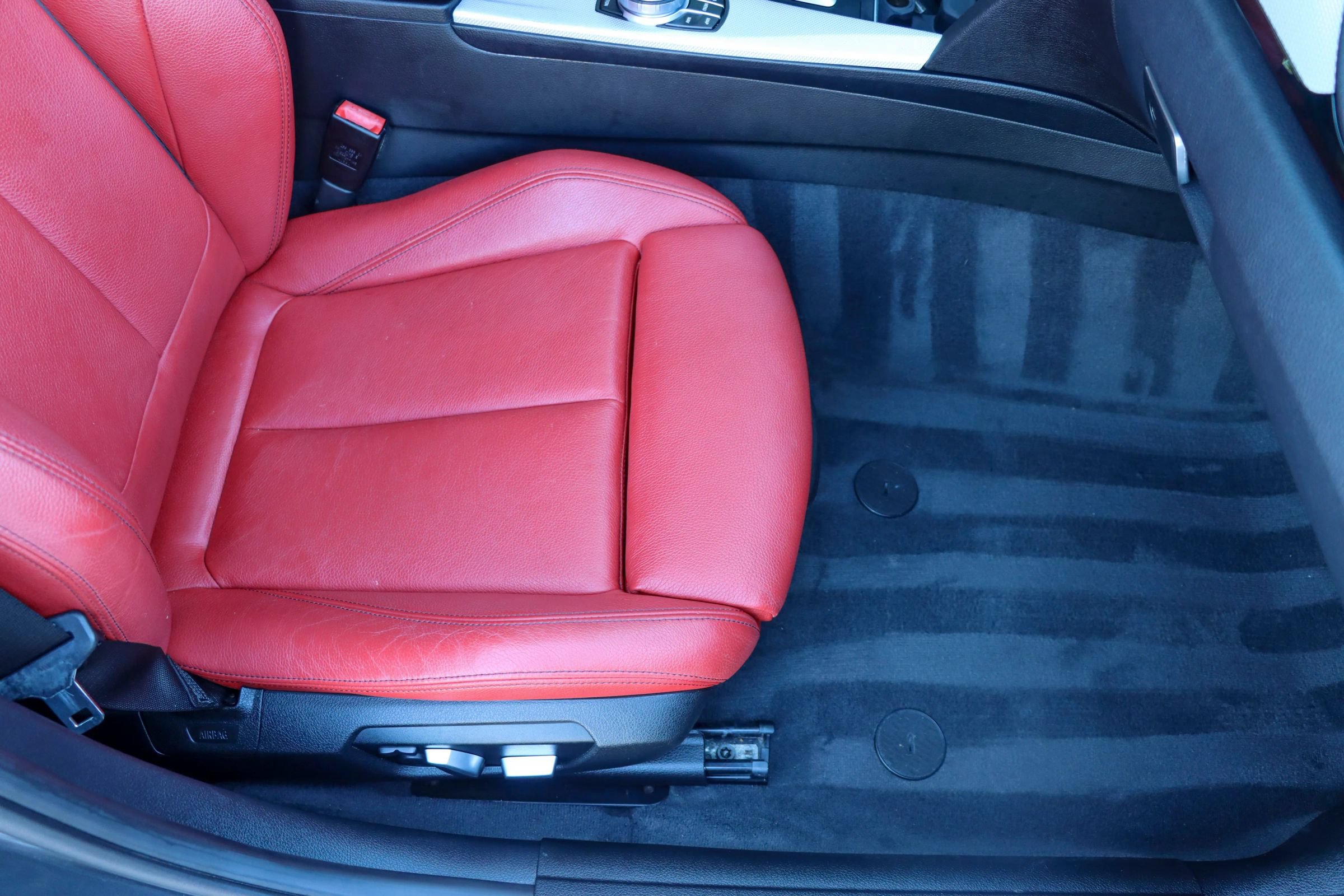 Used 2018 BMW 330i xDrive Sedan AWD/4WD image 22