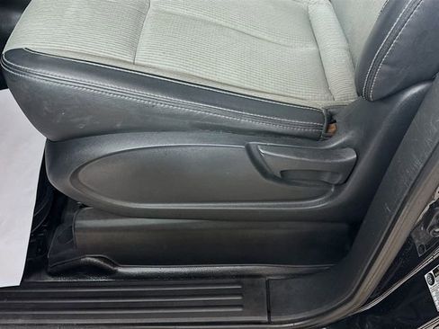 Used 2019 Nissan Titan S w/ S Utility Package AWD/4WD image 20