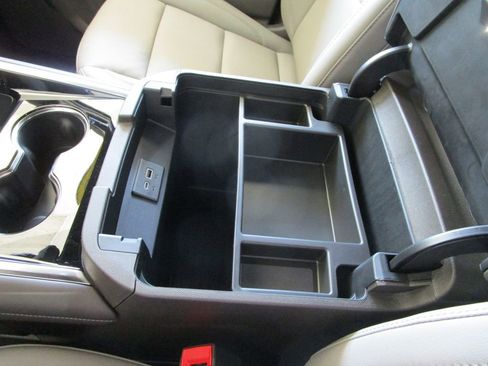 New 2026 Chevrolet Tahoe LT RWD image 45