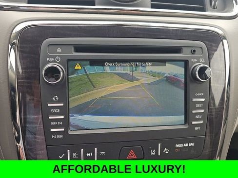 Used 2017 Buick Enclave Premium w/ Experience Buick Package AWD/4WD image 28