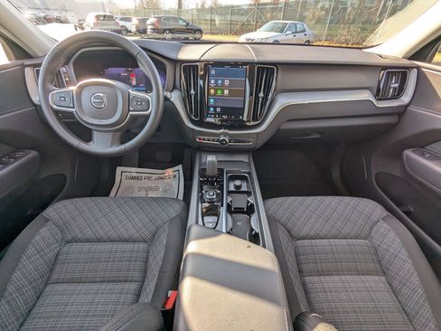 Certified 2024 Volvo XC60 B5 Core w/ Protection Package Premier image 19