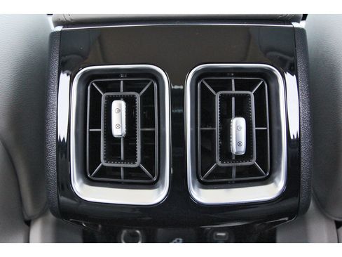 Certified 2023 Kia Sorento SX AWD/4WD image 15