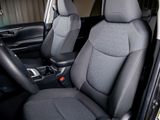 Used 2020 Toyota RAV4 XLE image 4