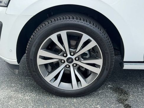 Used 2021 Ford Expedition Max Platinum RWD image 22