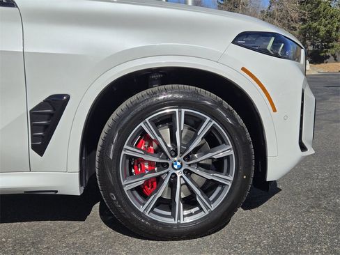 New 2026 BMW X5 xDrive40i w/ M Sport Package image 9