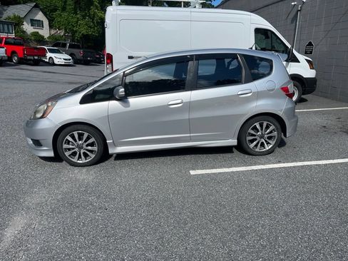 Used 2013 Honda Fit Sport image 8