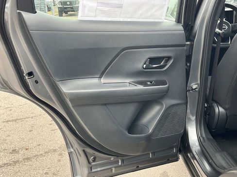 New 2026 Nissan Kicks S image 19