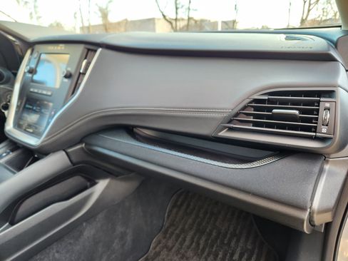 Certified 2025 Subaru Outback image 17