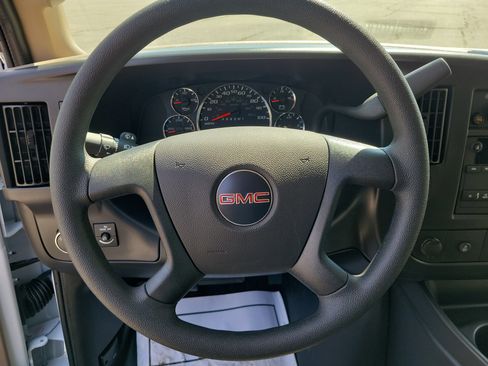 New 2026 GMC Savana 3500 Extended RWD image 20