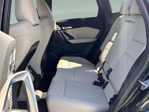 New 2025 BMW X1 xDrive28i w/ Technology Package image 27