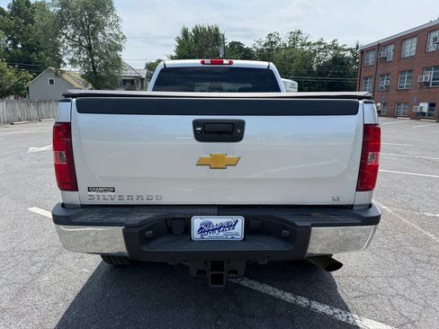 Used 2014 Chevrolet Silverado 3500 LT w/ Interior Plus Package AWD/4WD image 4