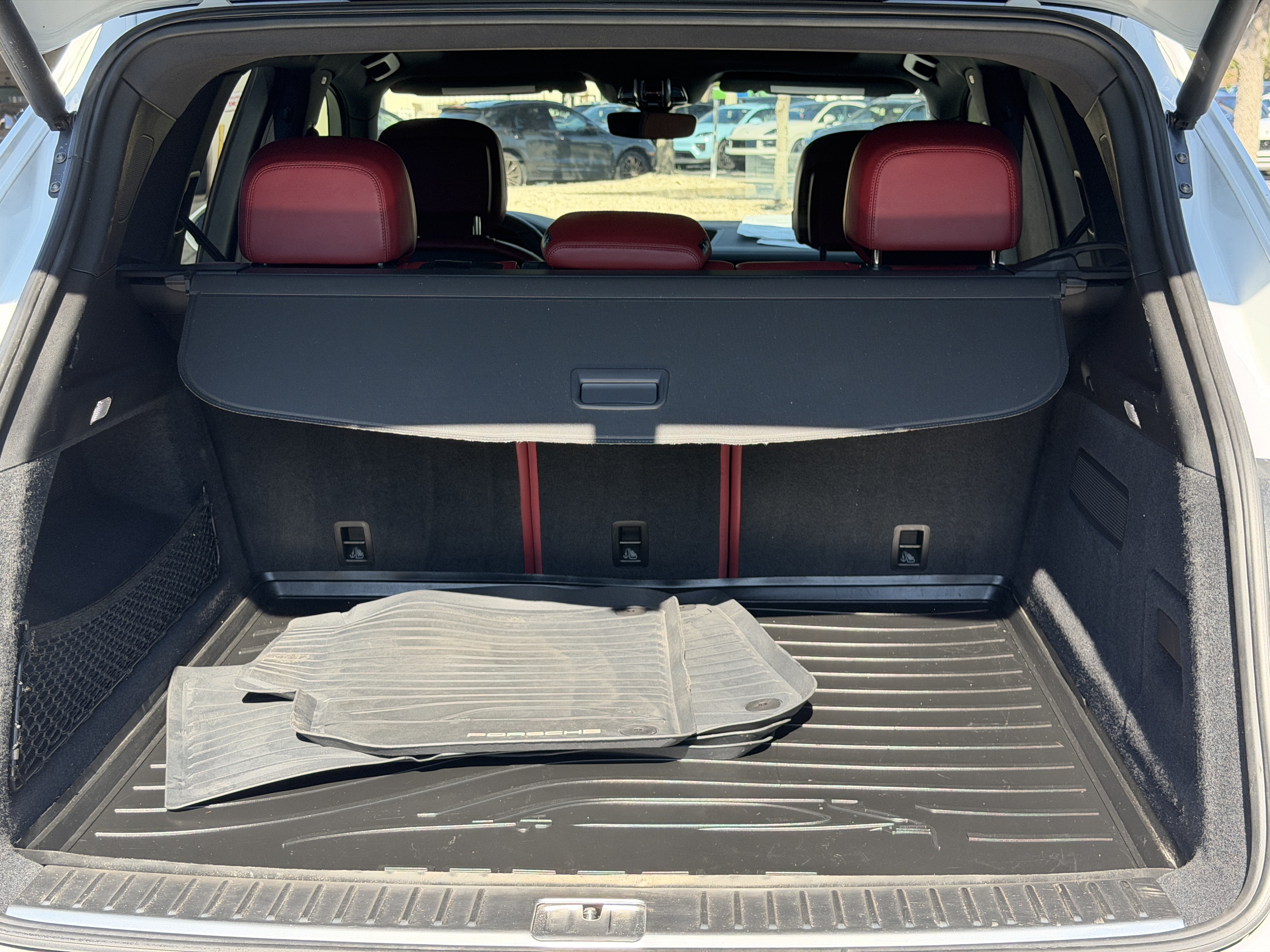 Used 2019 Porsche Cayenne AWD/4WD image 13