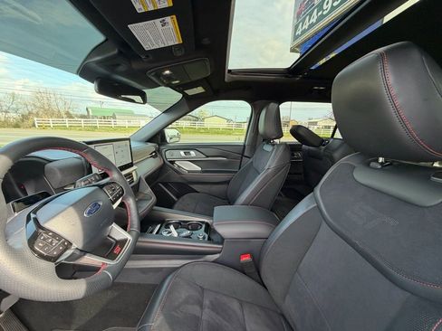 Used 2025 Ford Explorer ST w/ Sun And Sound Package image 10