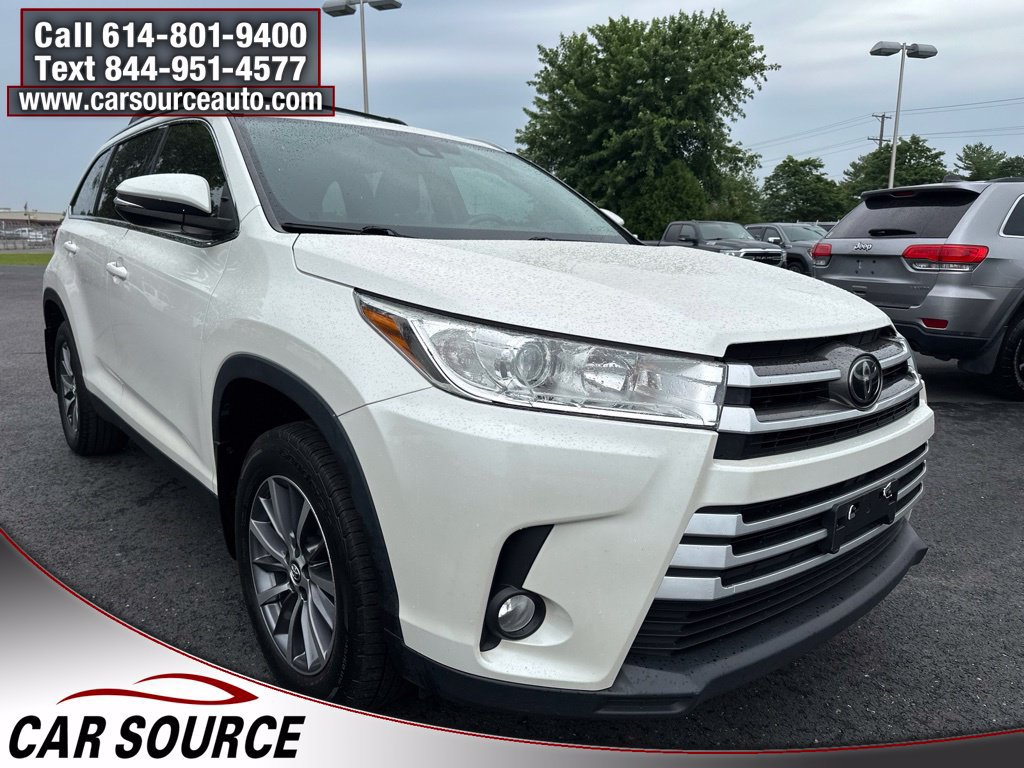Used 2019 Toyota Highlander XLE AWD/4WD image 7