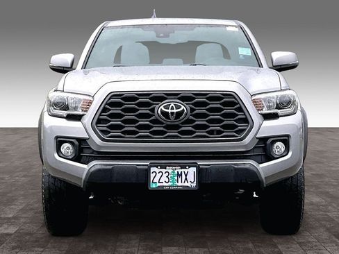 Used 2021 Toyota Tacoma TRD Off-Road w/ Technology Package image 5