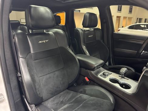 Used 2014 Jeep Grand Cherokee SRT8 AWD/4WD image 19