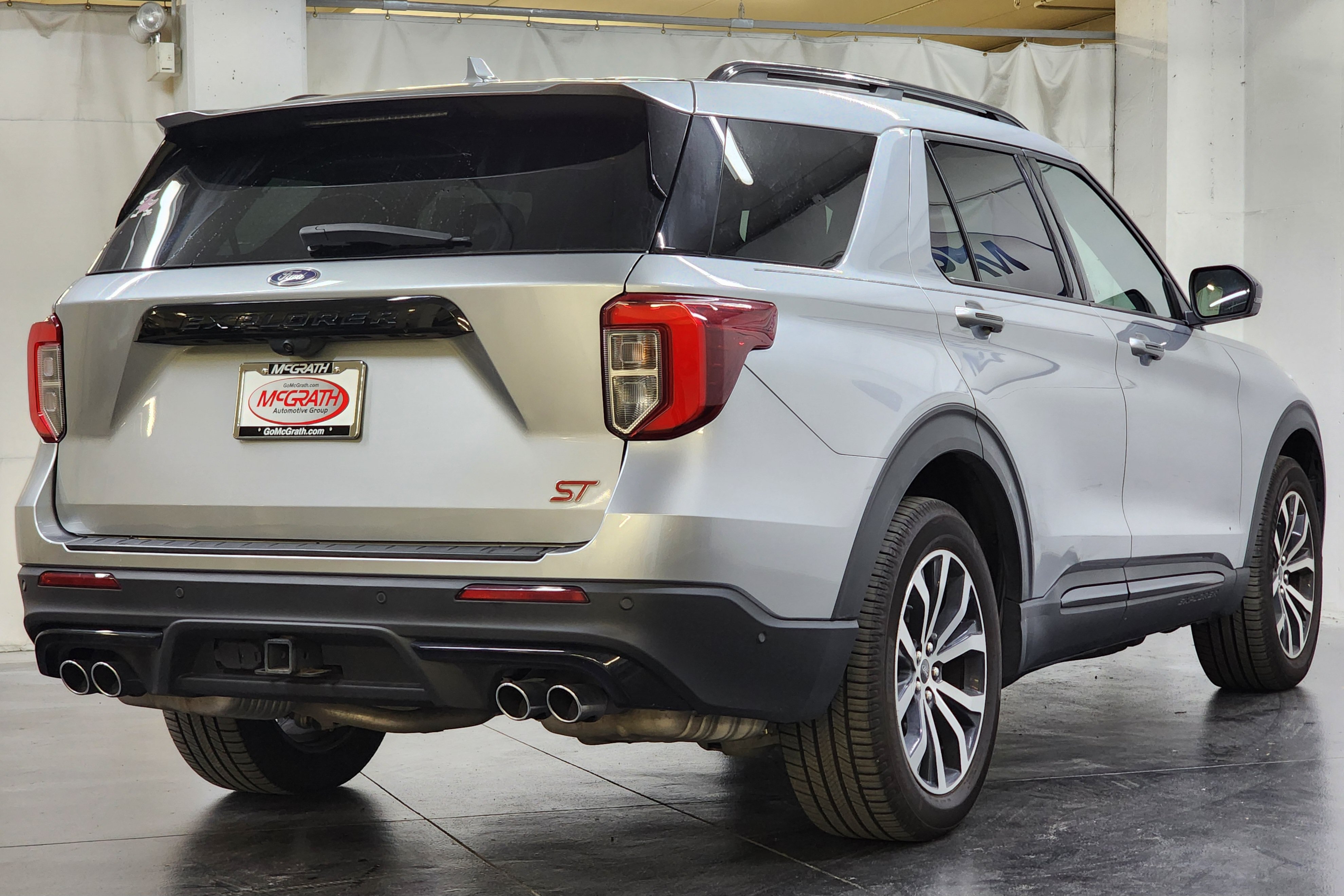 Used 2020 Ford Explorer ST AWD/4WD image 6