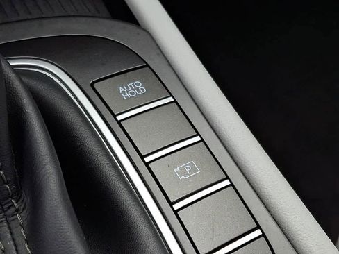 Used 2024 Hyundai Kona SEL image 25