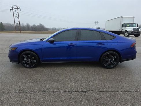 Used 2024 Honda Accord Sport image 10