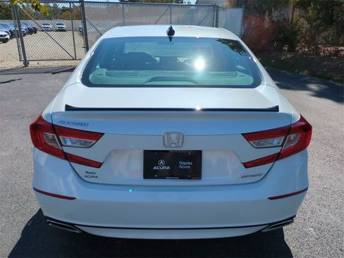 Used 2022 Honda Accord Sport image 5