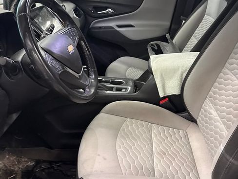 Used 2020 Chevrolet Equinox LT AWD/4WD image 3