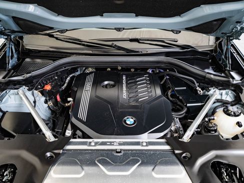 Used 2024 BMW X3 M40i w/ Premium Package image 36