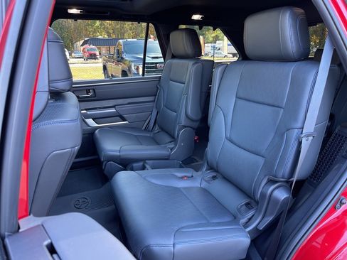 Used 2024 Toyota Sequoia Platinum image 27